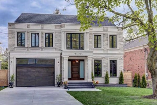 7 Baywood Dr